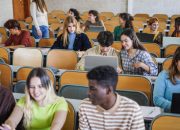 Profesor di AS Terkejut Banyak Mahasiswa Gen Z Tidak Bisa Membaca, Ini Penyebabnya