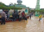 Kembang Api Pasar Sungai Durian Saat Banjir Sintang Mulai Reda