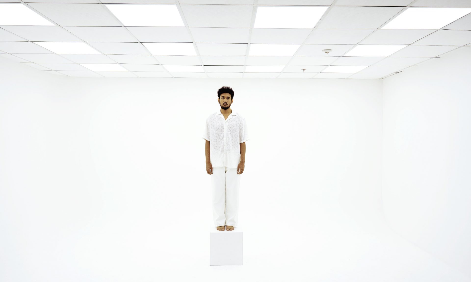 Teddy Adhitya dan Petra Sihombing sedang berkolaborasi