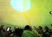 Kalah Perang Tiket, Yaya Gagal Bawa Keponakan dari Cirebon ke Planetarium