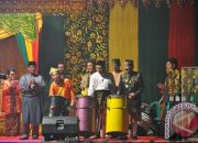 Festival Budaya Nanga Pinoh Melawi Kembali Digelar, Ribuan Pengunjung Padati Venue